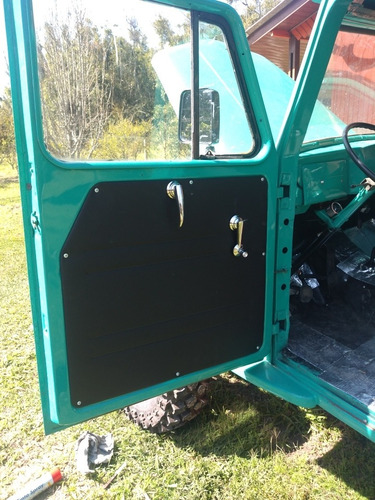 Ford F75