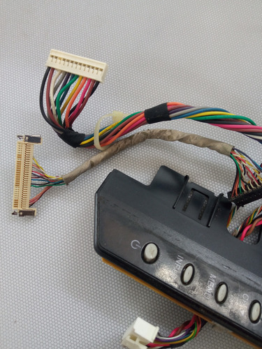 Botonera Cables Tv Insignia Ns Lcd3209 Serie 513 (Usado)
