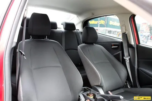 Mazda 2 Touring Sedan 2024