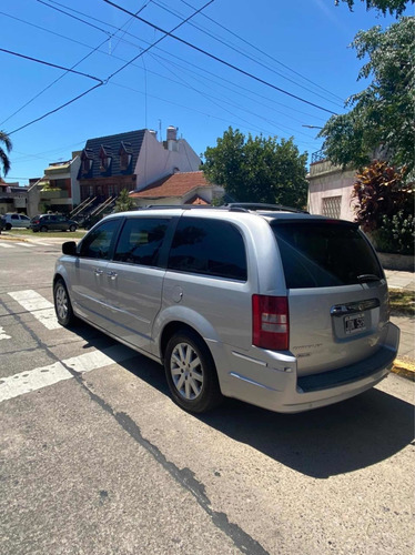 Chrysler Town & Country 2010 3.8 Limited Atx