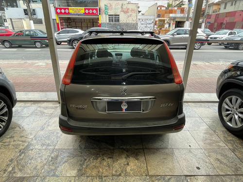 Peugeot 207 1.4 Xr Flex 3p