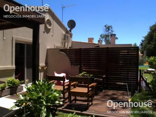 Venta Con Renta Casa 2 Dormitorios En Barrio La Candela