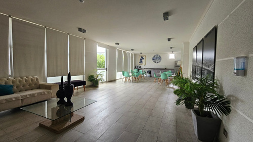 Vendo Depto. 3 Dormitorios Edificio Bulnes Labbé, Sector Cen