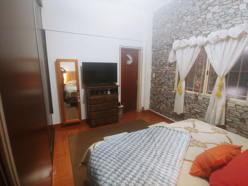 Venta De Ph 3 Ambientes Lomas Del Mirador Cochera