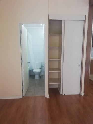 Imagen 14 de 23 de Oficina O Departamento Habitacional En Metro Baquedano