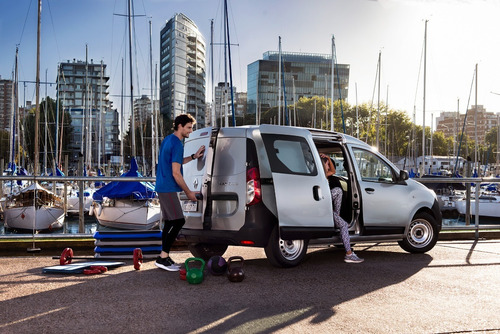 Imagen 2 de 17 de Renault Kangoo Express Confort 5a
