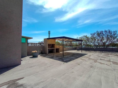 Imagen 15 de 22 de Alquiler Oficina Con Terraza Parrilla En Predio Cerrado En Florida Oeste