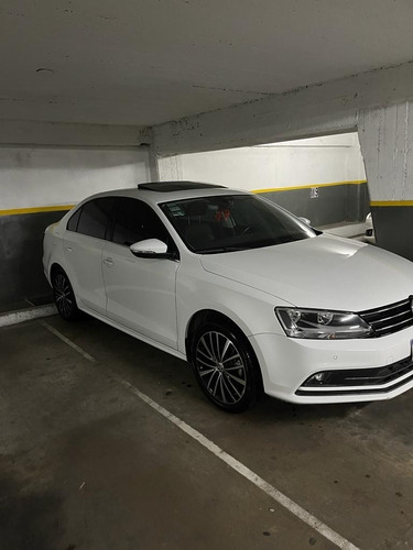 Imagen 15 de 18 de Volkswagen Vento 1.4 Tsi Highline Dsg At