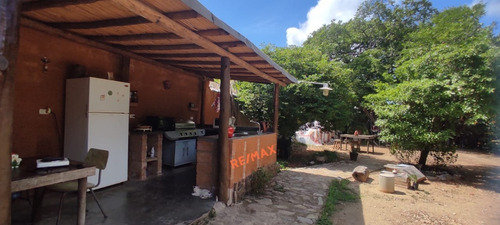 Imagen 12 de 17 de Re/max 2mil Vende Casa En La Vía Principal De Pedregales-juan Griego