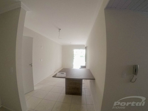 Apartamento Novo Na Escola Agrícola, Localizado No Condomínio Residencial Quinta Das Flores, Novo, Mobiliado, Não Usado, Contendo 2 Dormitórios, Espera Para Lavabo, Espera Para Split, Sala, Cozinha