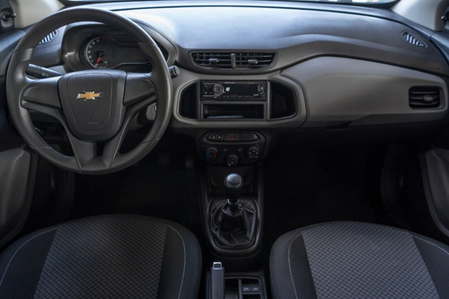 Imagem 6 de 7 de Chevrolet Onix Joy 1.0 2019
