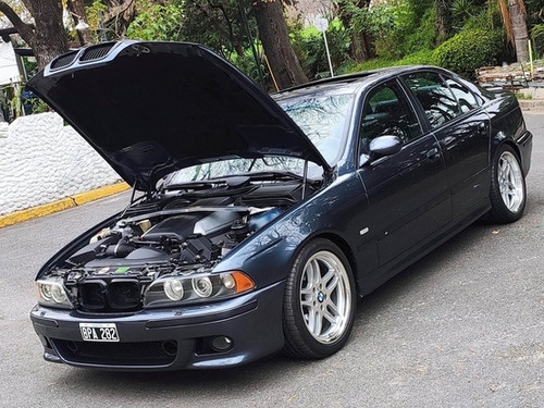 BMW Serie 5 4.4 540l Sedan