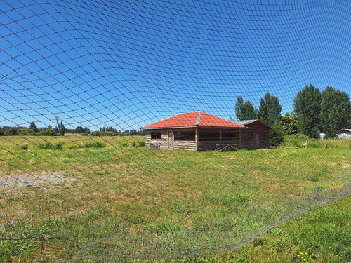 Vendo Recinto De 5 Canchas De Pasto Sintético En Los Ángeles