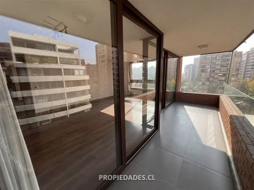 Departamento En Arriendo De 3 Dorm. En Las Condes
