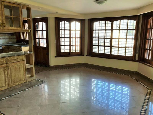 Sensacional Casa En Alquiler En Acassuso