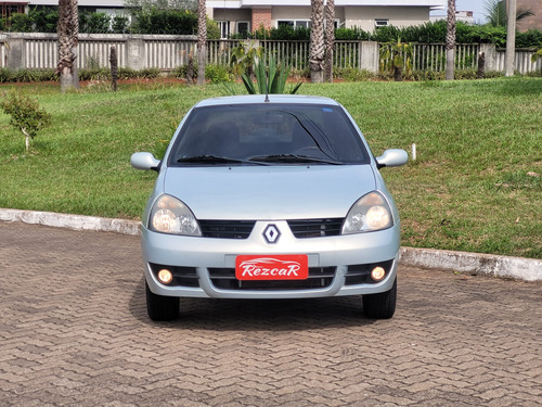 Clio Sedan Privilége 1.6 16v (flex)