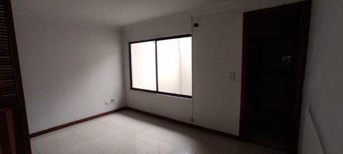 Imagen 9 de 17 de Casa En Arriendo En Cali Tequendama. Cod 102430