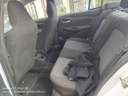 Chevrolet Onix 1.0t Ls Mt