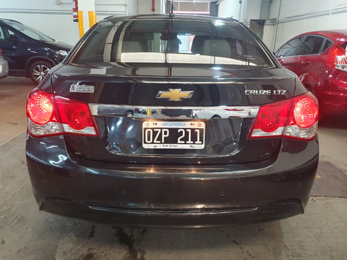 Imagen 6 de 21 de Chevrolet Cruze Sedan 4 Puertas 1,8 Ltz Nafta 2015 Manual