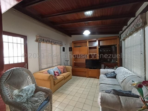 Imagen 17 de 24 de Casa En Venta En Laurb. El Castaño (privado) 22 - 3410 Jcm