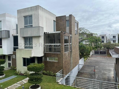 Imagen 1 de 30 de Magnífica Casa En Venta Urbanizacion Colinas Del Viento Zona Este Barquisimeto %%%% Rf 23-2 4 7 2 0  Kl Rah %%%