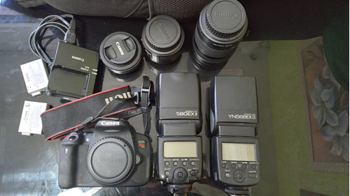 Câmera Profissional Canon T5i + Lente Canon 18-135mm +extras