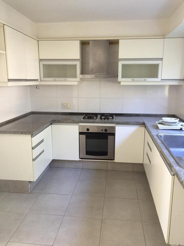 Venta De Casa En Altos De La Tahona