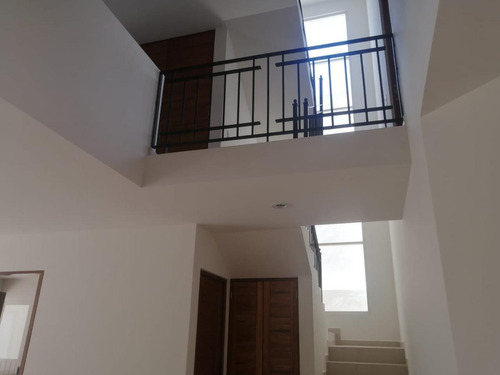 Imagen 7 de 15 de ¡¡¡ Oportunidad ¡¡¡ Casa En Venta Fraccionamiento Mayorazgo León Gto.
