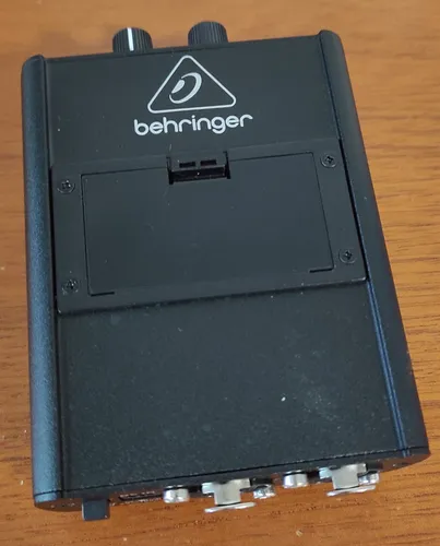 Behringer P1 Monitor