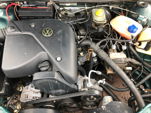 Vw Santana 2.0 Completo ( N Voyage Siena Jetta Logan