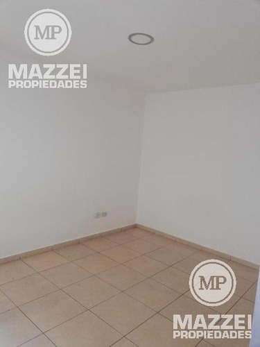 Imagen 8 de 9 de Retasado