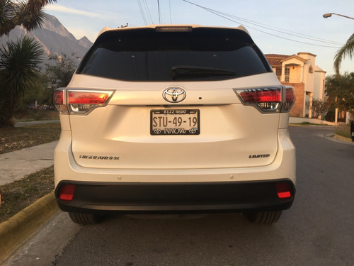 Toyota Highlander 3.5 Limited Panoramic Roof At