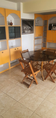 Imagen 12 de 14 de Apartamento De 72 Metros En Venta En Macuto