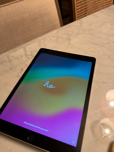 Apple Ipad (9a Generación) 10.2 Wi-fi 64gb - Color Plata Plateado (Usado)