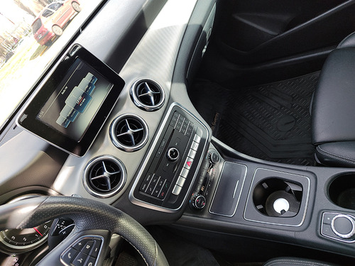 Mercedes-Benz Clase GLA 1.6 Gla200 Urban 156cv