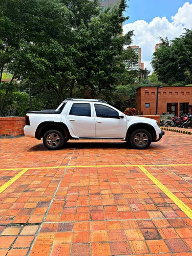 Renault Duster Oroch 2.0 Expression At