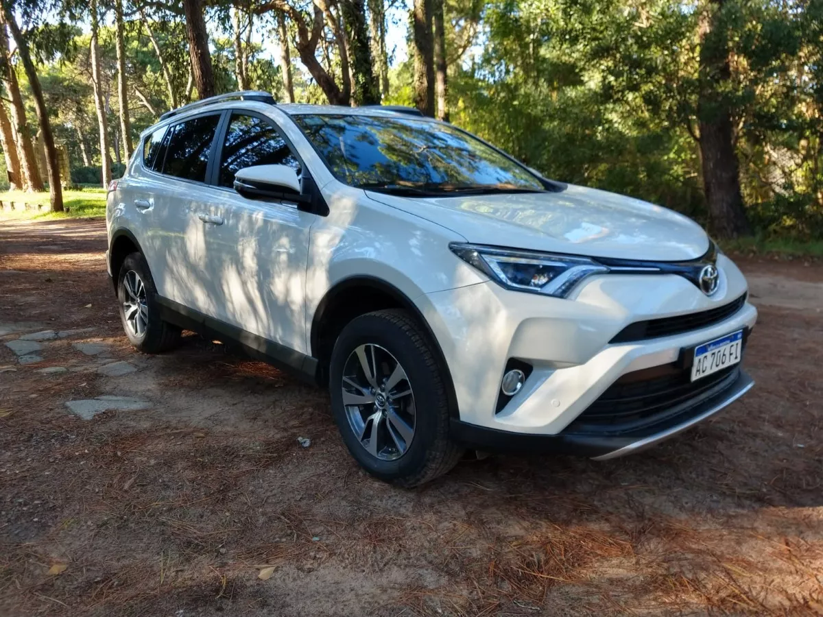 Toyota RAV4 2.5 Vx