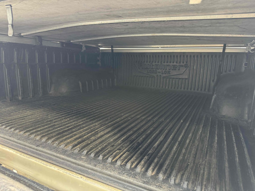 Toyota Hilux 2.5 4X2 CD 16V DIESEL 4P MANUAL