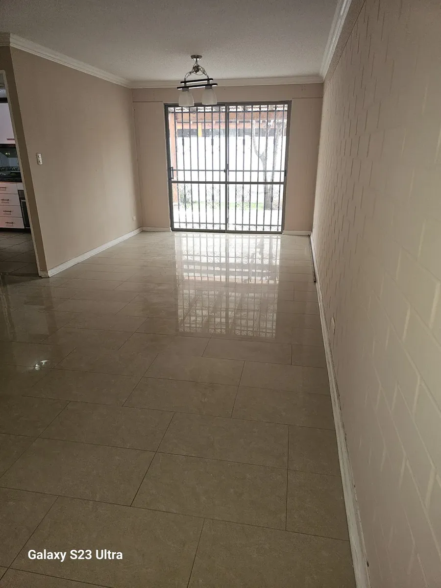Imagen 2 de 15 de Hermosa Casa De Tres Pisos En Villa Altos Del Sol Talagante.