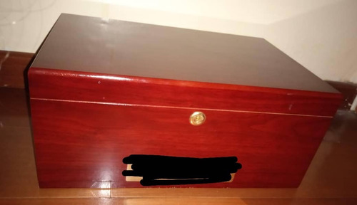 Imagen 2 de 2 de Humidor De Caoba (nuevo)