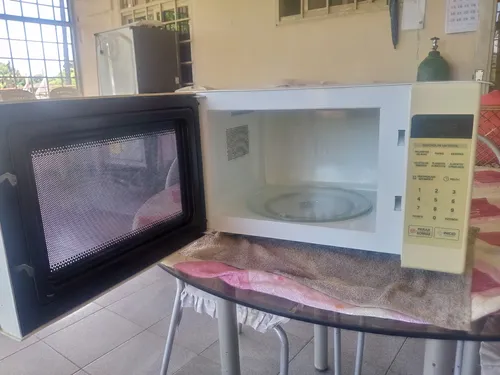 Horno Microondas Marca LG (Usado)