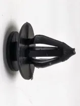 Comprar Gancho Clip Tapiceria Ford Ka Fiat Fiesta Y Otros