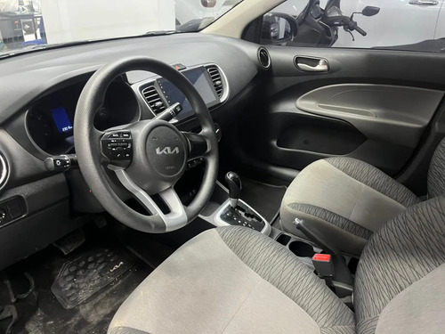Kia Soluto 1.4 Emotion At