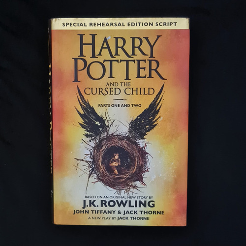 Harry Potter And The Cursed Child Tapa Dura Usado En Ingles