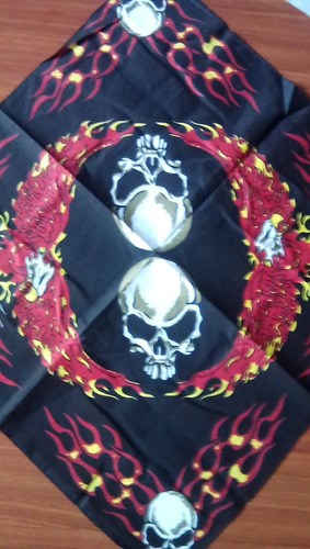 Bandanas Pañoletas De Calaveras. 4 Modelos. Ideal Moteros