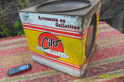 Antigua Lata De Galletitas Cilo Con Visor De Almacen Boliche (Usado)