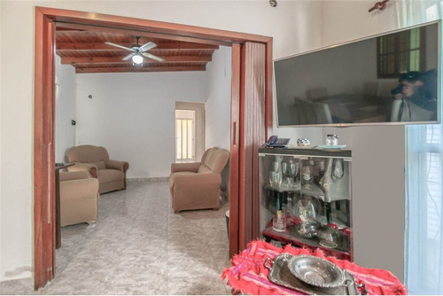 Imagen 27 de 30 de Casa 2 Dormitorios En Venta Entre Caminos Gonnet