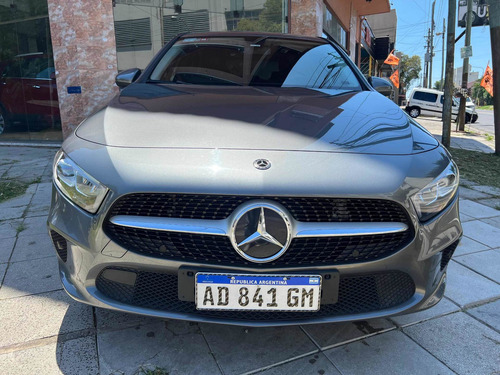 Imagen 4 de 21 de Mercedes-benz Clase A 2019 1.3 163cv Progressive