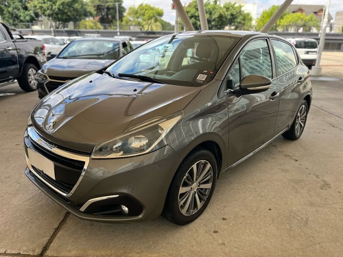 Peugeot 208 1.6 Allure