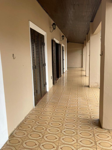 Alugo Casa No Indaiá A 250m Da Praia - (iptu Incluso)